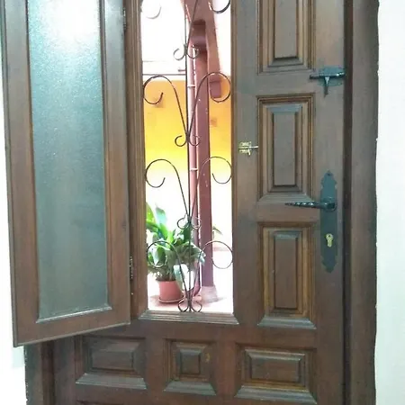 La Esquina Del Alcazar Apartment *